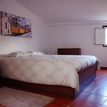 Lisbon Sloped Ceiling Apartment المظهر الخارجي الصورة