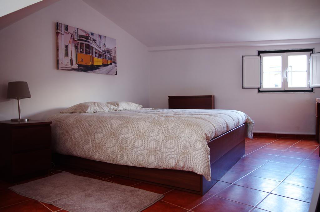 Lisbon Sloped Ceiling Apartment المظهر الخارجي الصورة